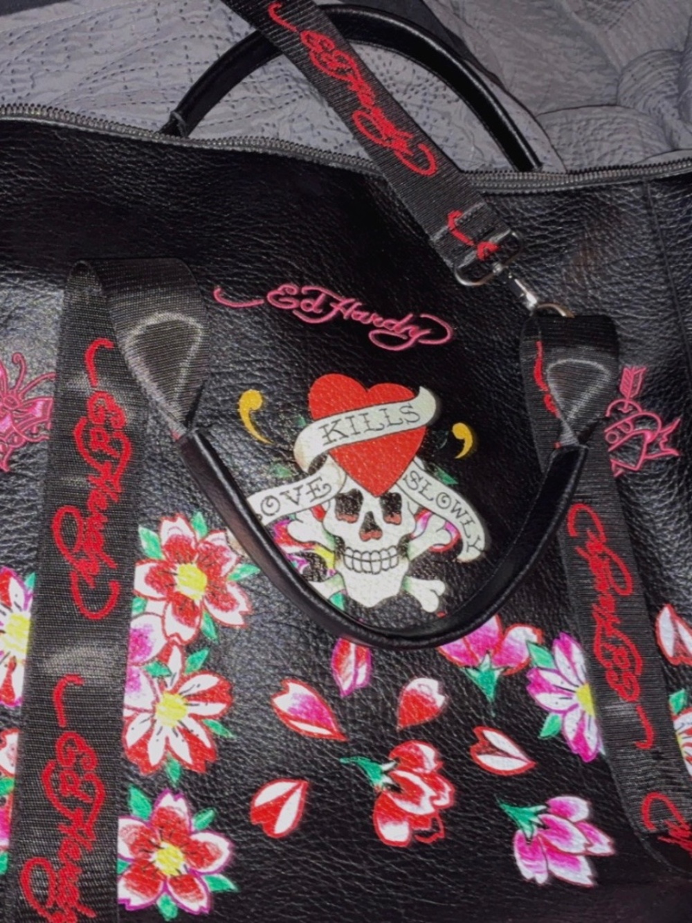🔥 VINTAGE ED HARDY LOVE KILLS SLOWLY OVERNIGHT/WEEKENDER BAG 🔥 – $40 OBO